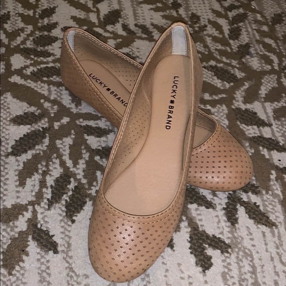 NEW Lucky Brand Flats EUR 38.5